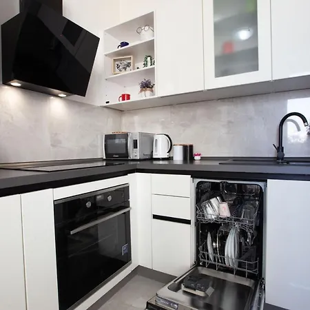 Apartament Ines With Balcony And View Zadar